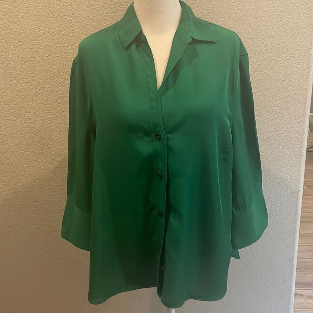 Zara Basic Button Down Long Sleeve Blouse Size M - image 1